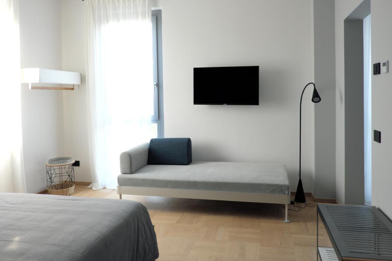 Invento Bnb Unconventional Maison Civitanova Marche Exterior photo